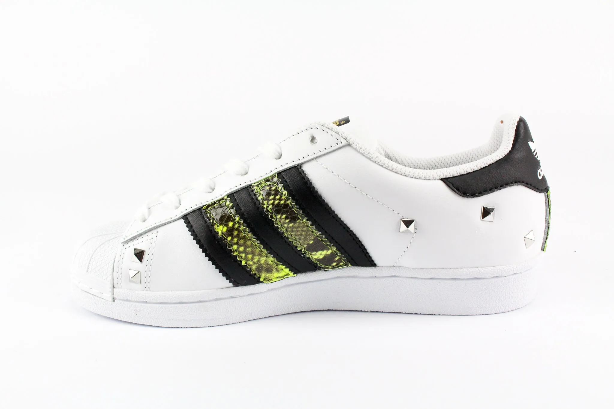 Adidas Superstar Pitone Fluo Borchie & Graffiti