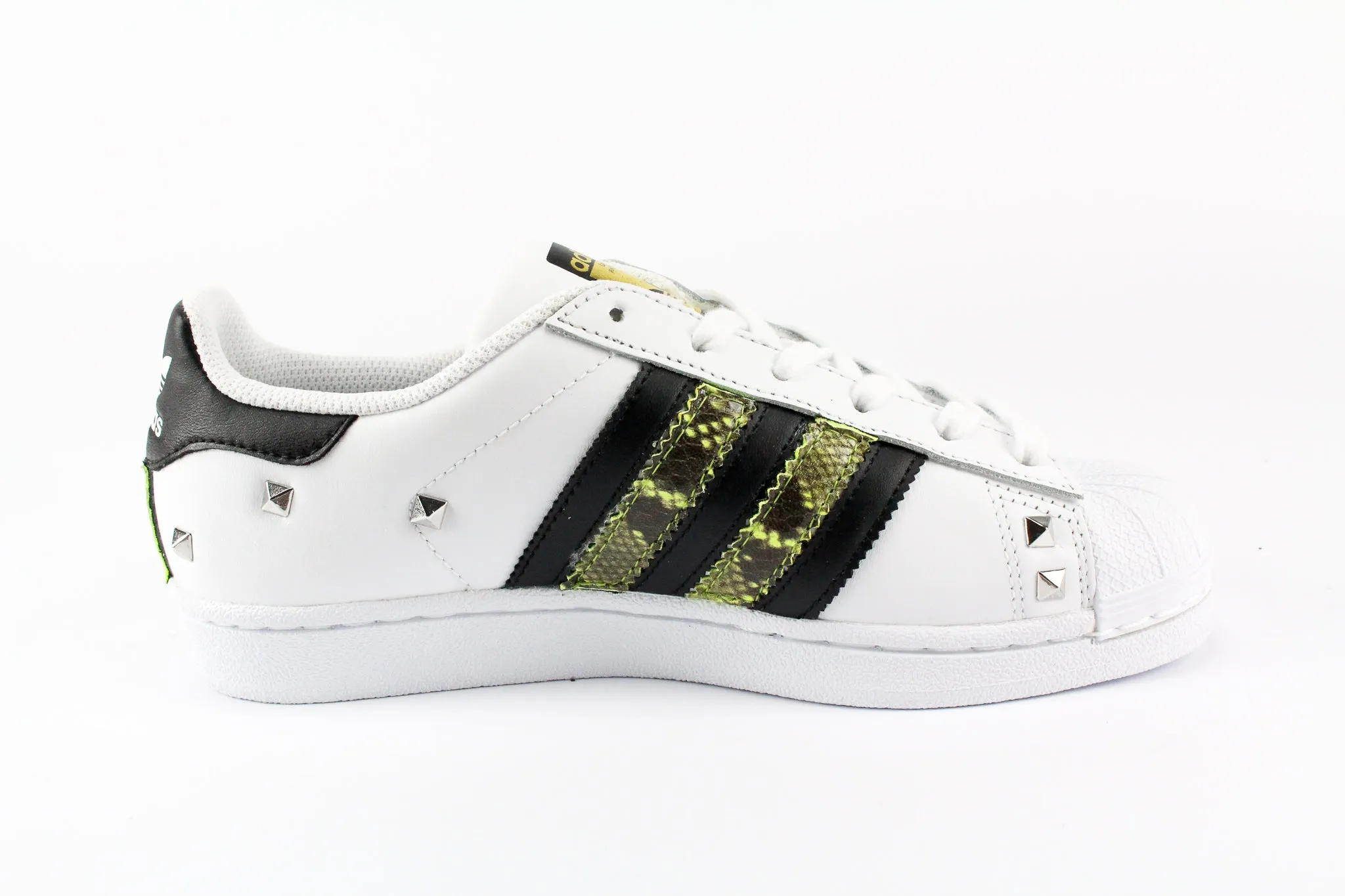 Adidas Superstar Pitone Fluo Borchie & Graffiti