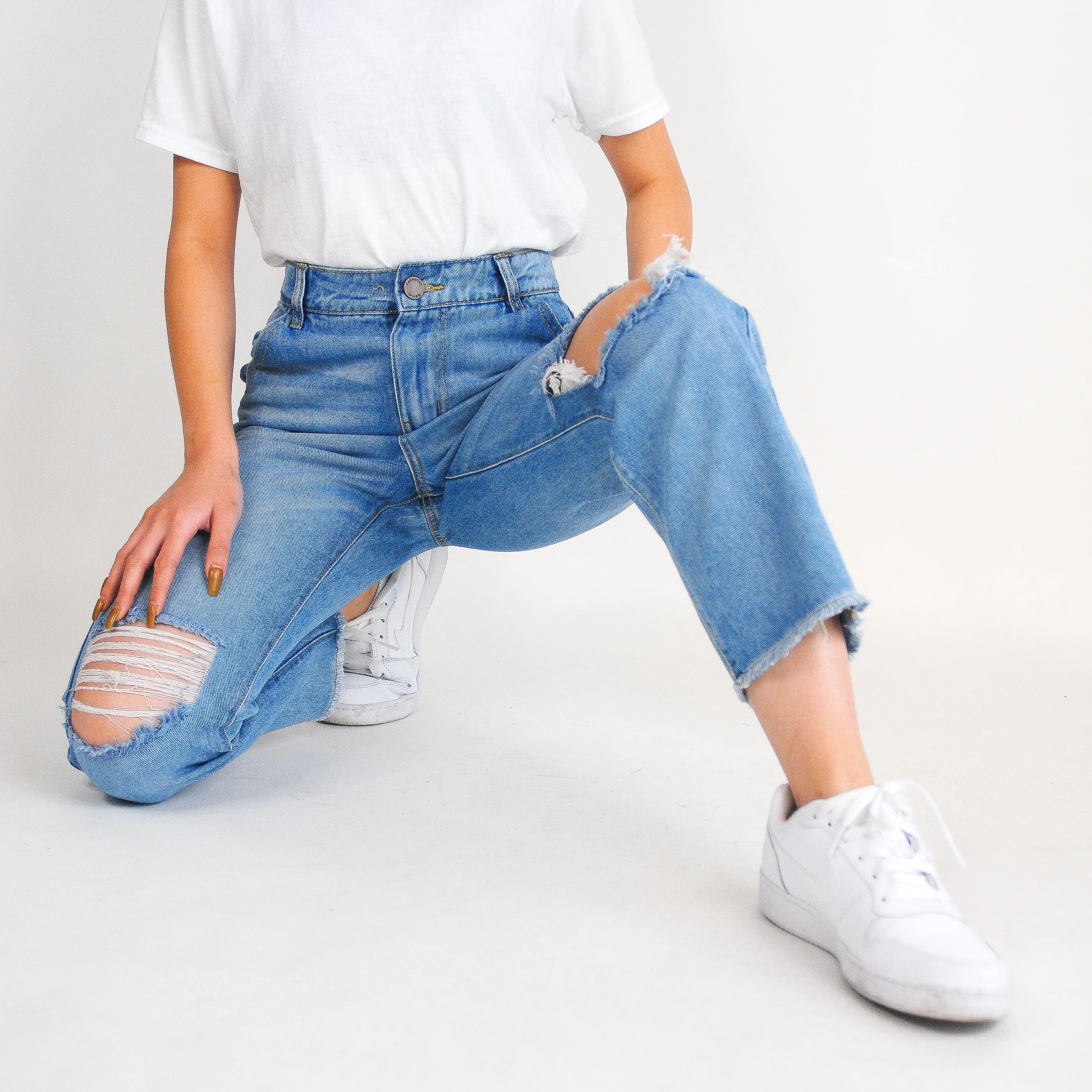 Distressed High Rise Ankle Straight Jeans