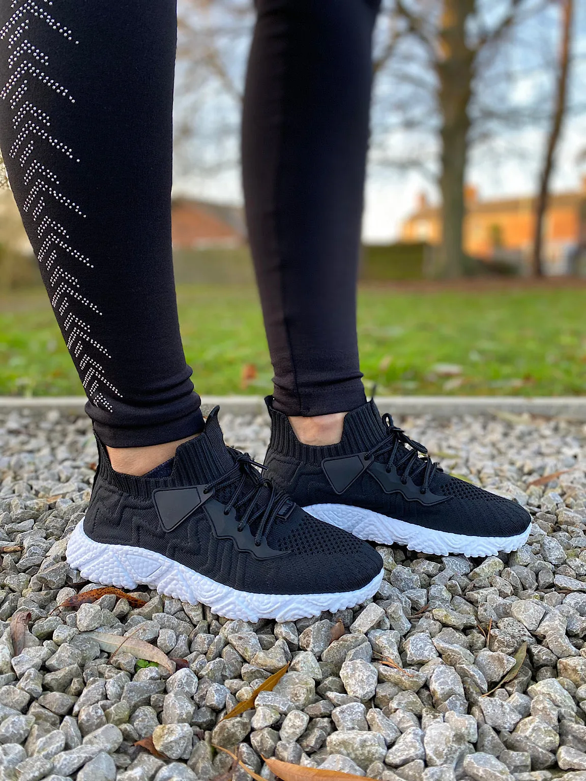 Low Top Active Trainers