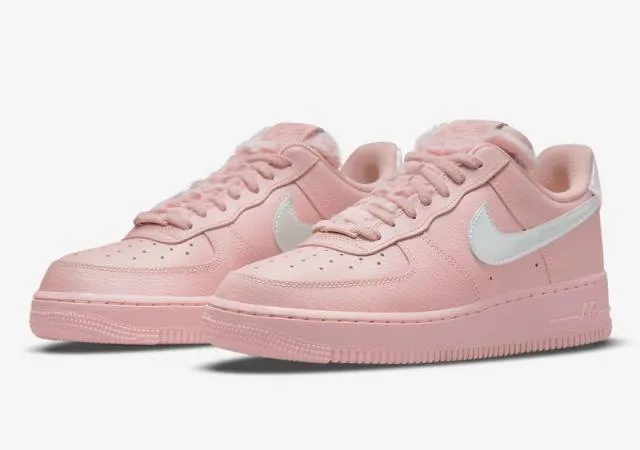 Nike air force 1 low pink sherpa do6724-601