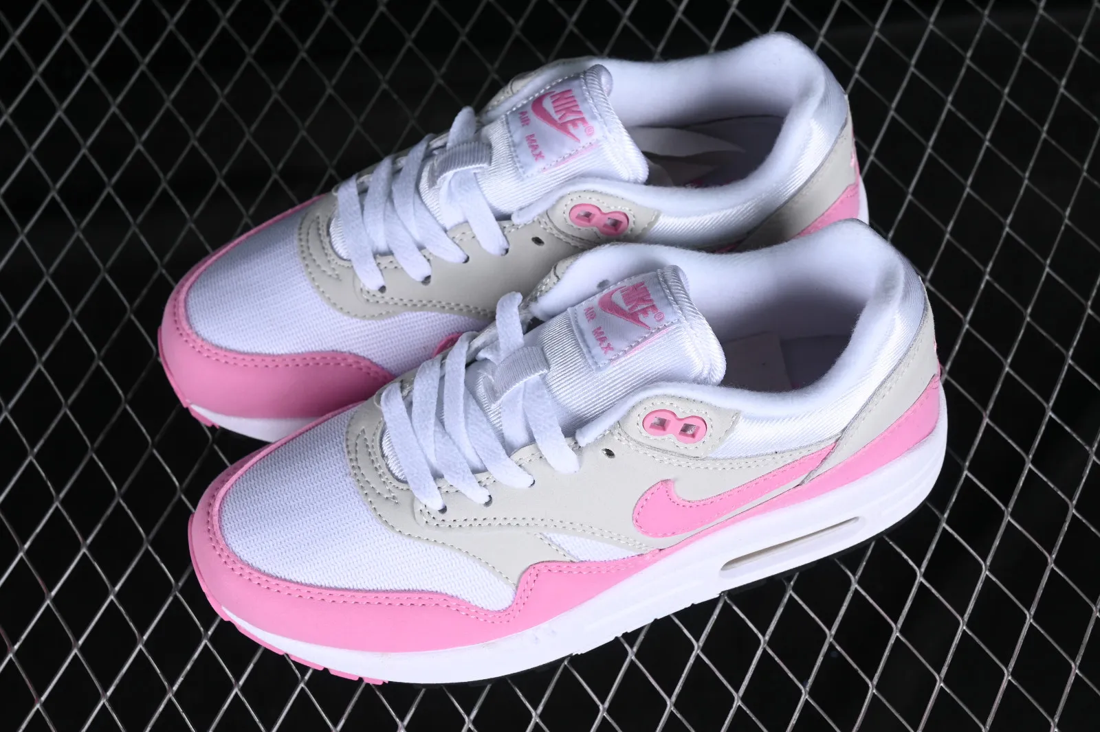 Nike Air Max 1 Neutral Grey Fuchsia Dream White Black DZ2628-001