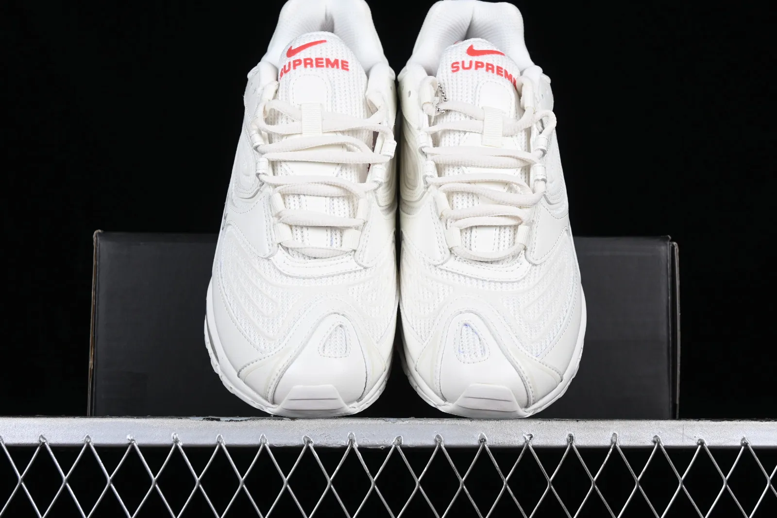 Nike Air Max 98 TL Supreme White DR1033-100