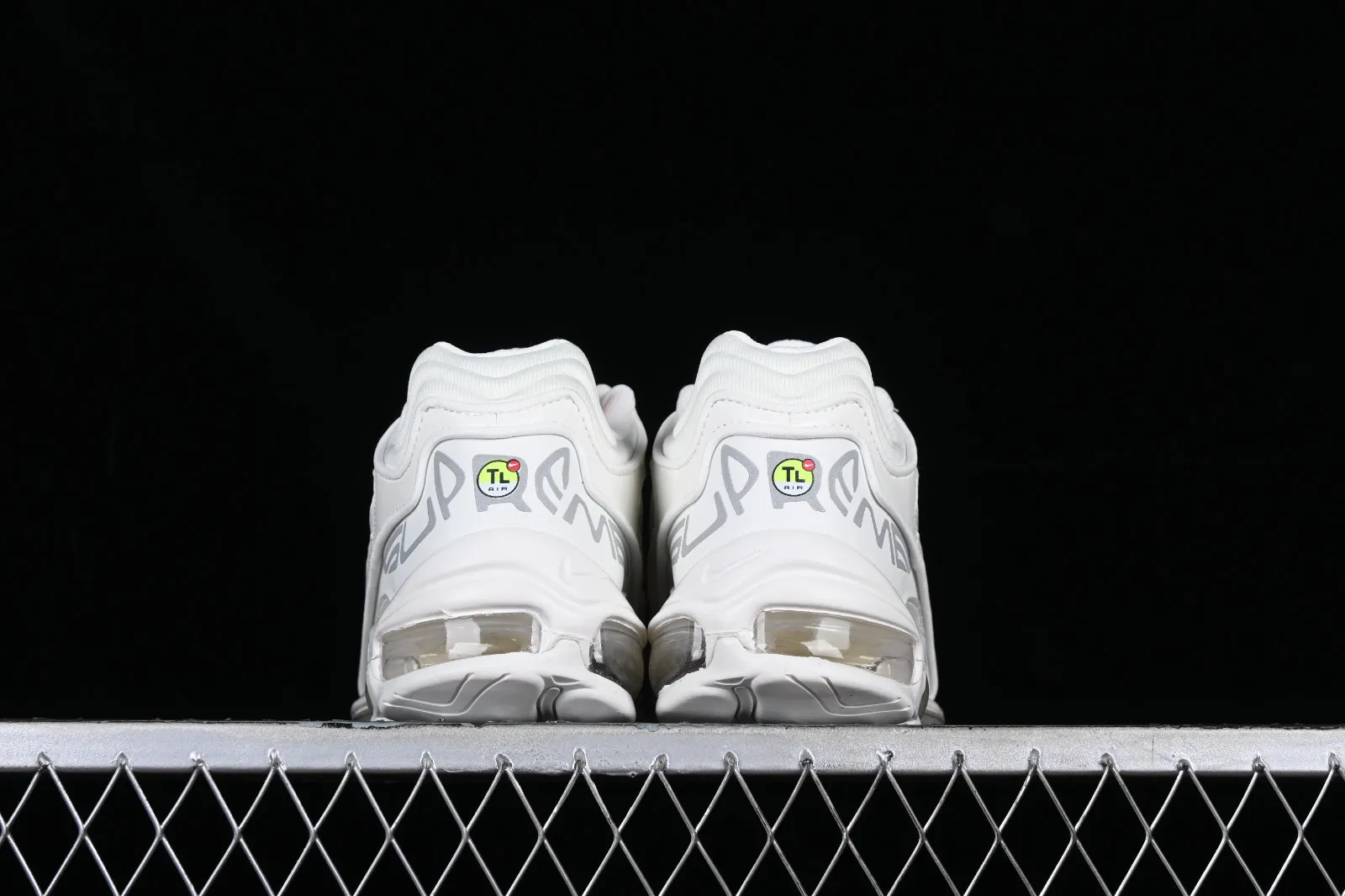 Nike Air Max 98 TL Supreme White DR1033-100