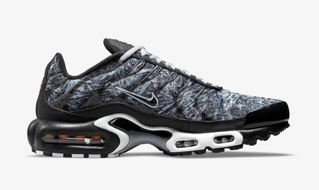 Nike Air Max Plus Dark Smoke Grey Black White DO6384-001