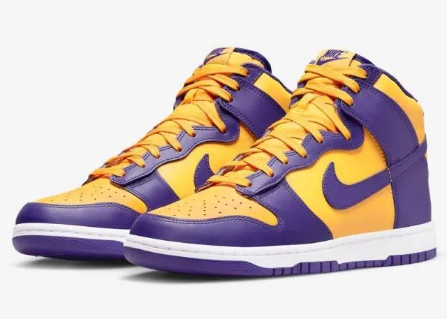 Nike dunk lakers