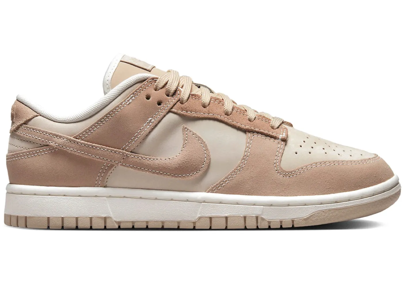 NIKE DUNK LOW SE SAND DRIFT (W)