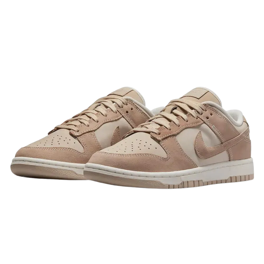 NIKE DUNK LOW SE SAND DRIFT (W)