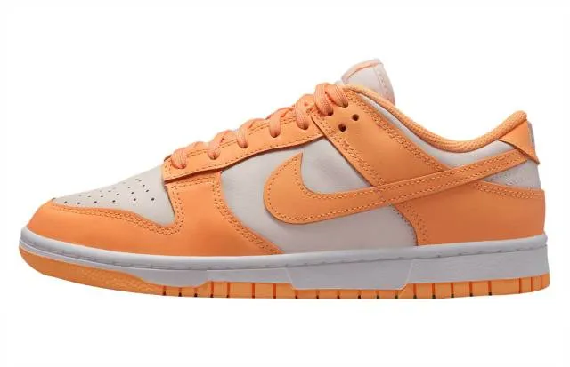 Nike dunk low wmns peach cream