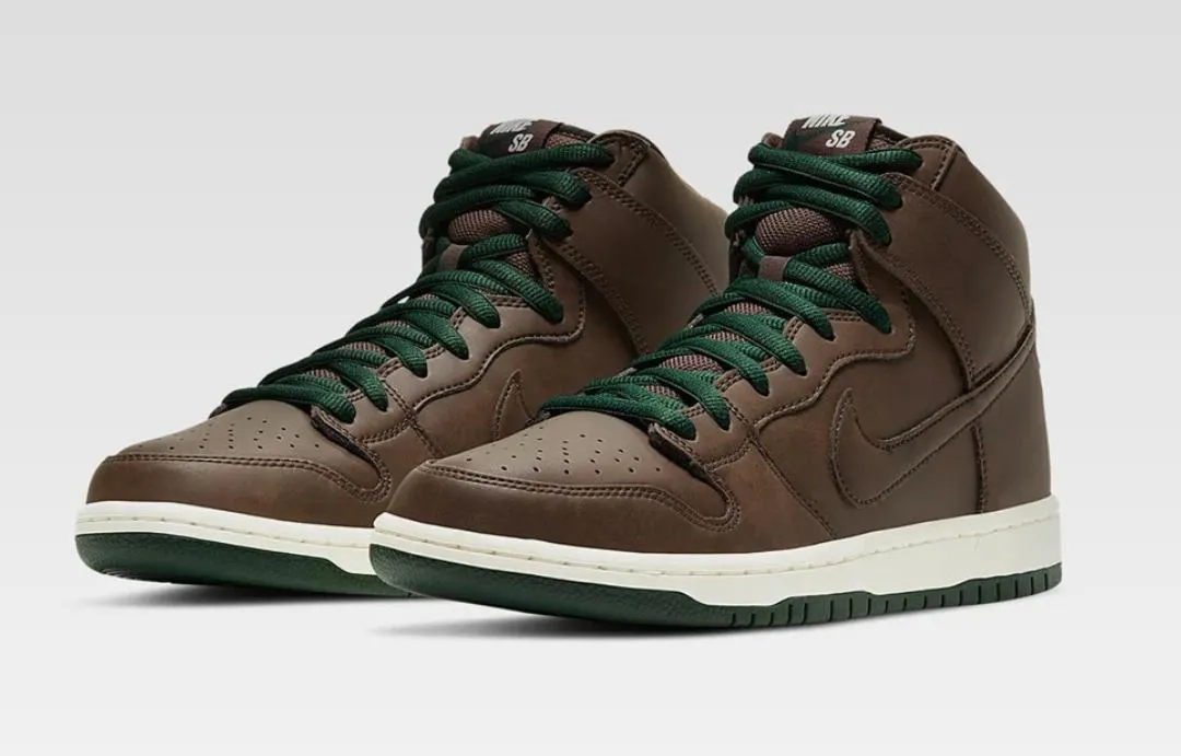 NIKE SB DUNK HIGH BAROQUE BROWN SAIL AND FUR