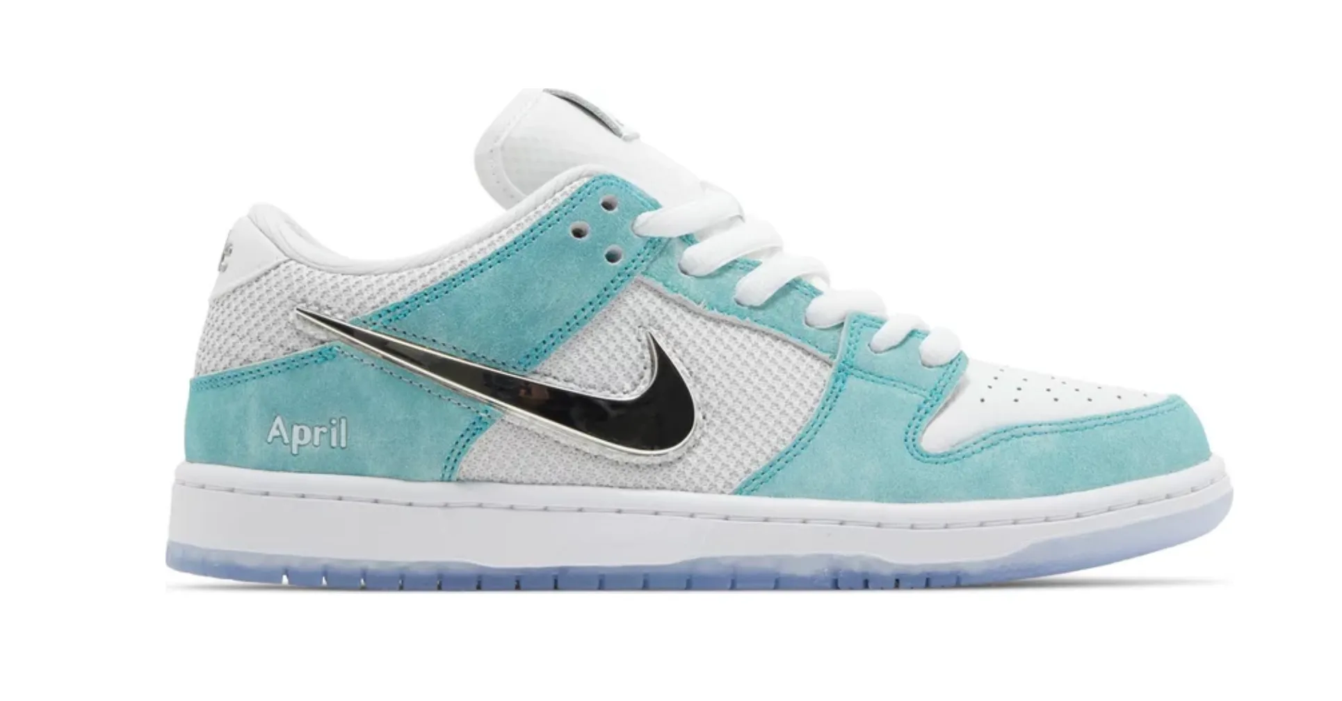 NIKE SB DUNK LOW APRIL SKATEBOARDS