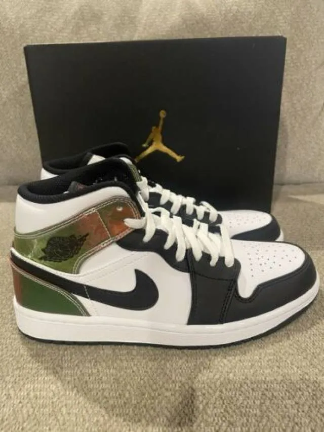 Size 7.5 - nike air jordan 1 mid se heat reactive white black men's