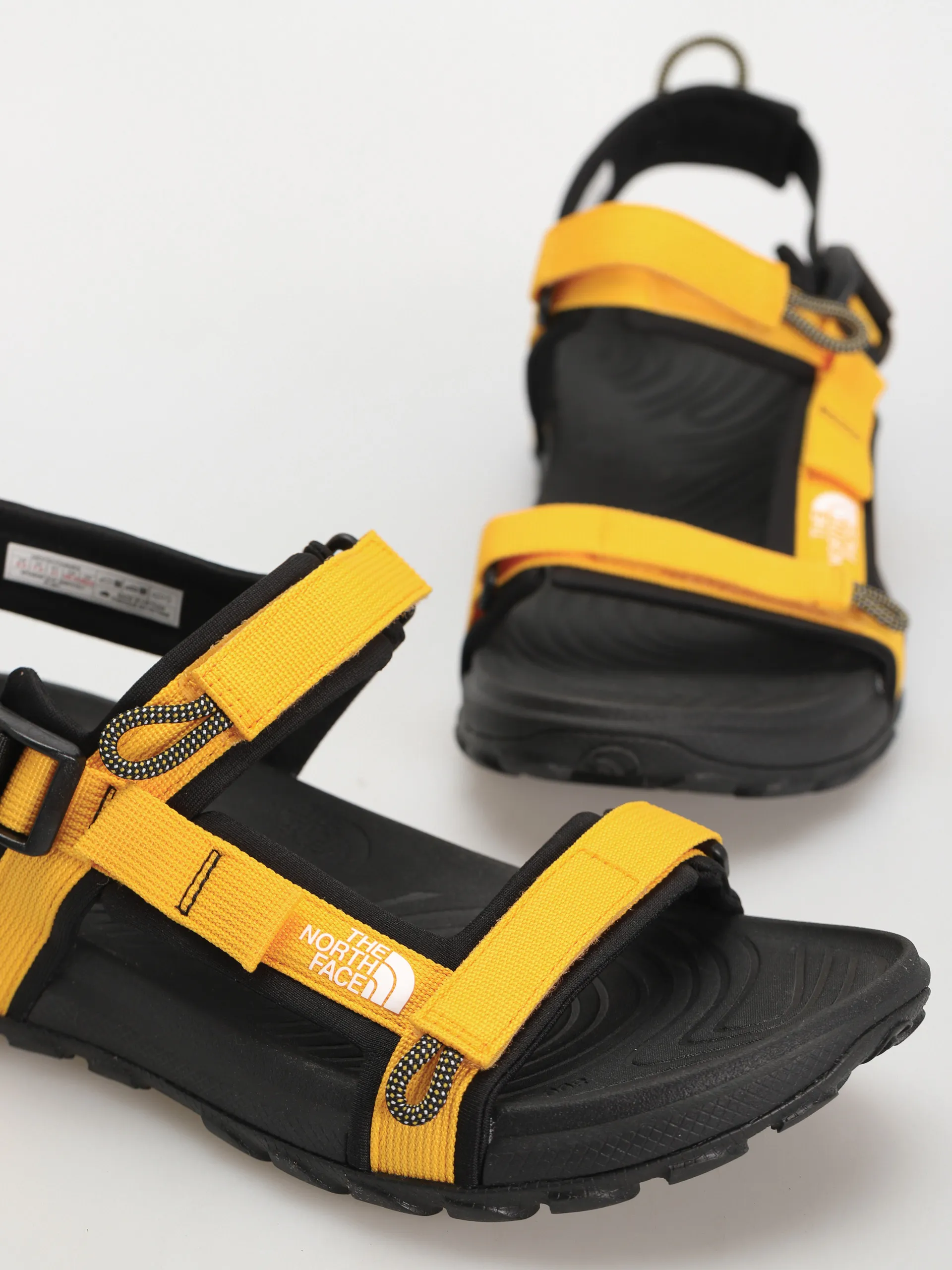 The North Face Explore Camp Sandals (summit gold/tnf black)